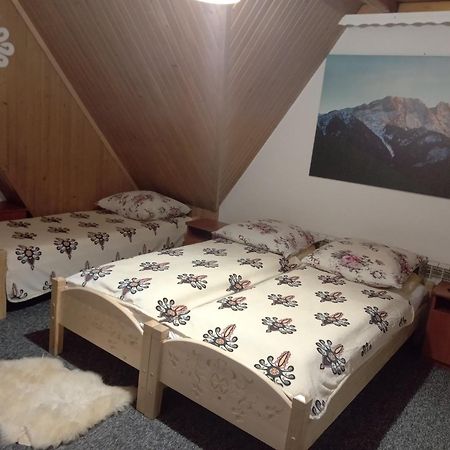 Pod Swierkami Bialka Tatrzanska Luaran gambar