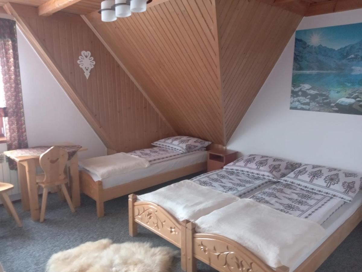 Pod Swierkami Bialka Tatrzanska Bilik gambar